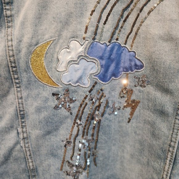 SANCTUARY Distressed & Embroidered Storm Cloud Denim Jacket - Picture 4 of 8